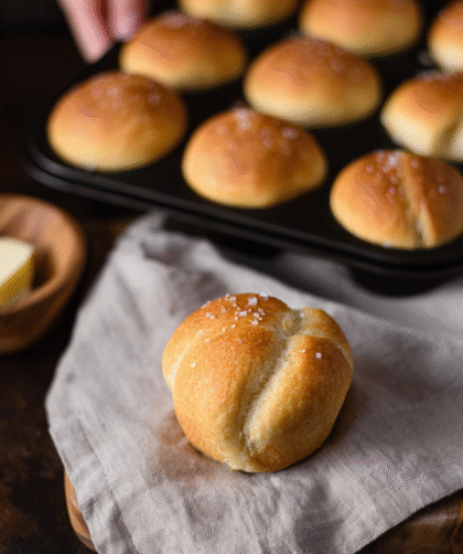 Pioneer Woman No-Knead Cloverleaf Rolls Recipe