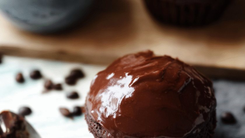 Pioneer Woman Heavenly Cream Filled Cupcakes Recipe
