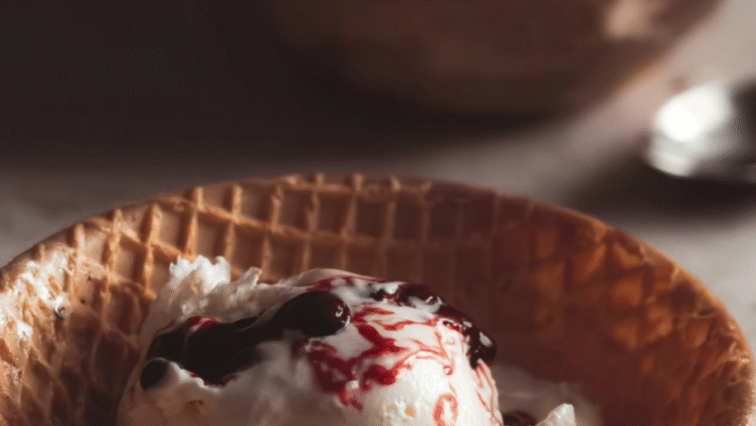 Pioneer Woman No-Churn Ice Cream Bowls Recipe