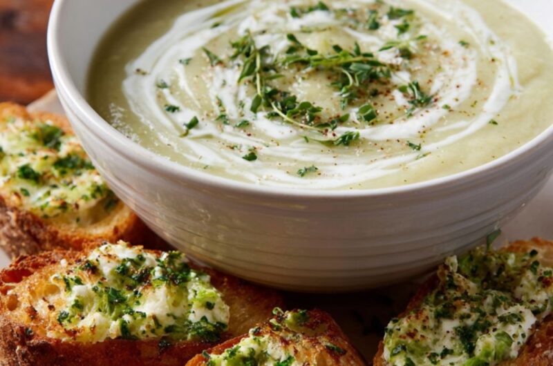 Instant Pot Potato Leek Soup Recipe