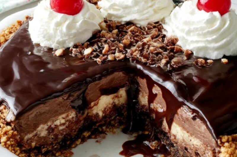 No-Bake Triple Chocolate Sundae Pie Recipe
