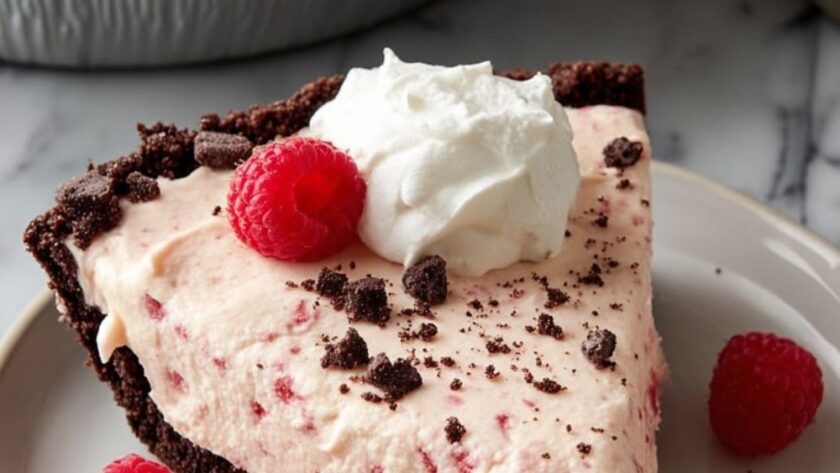 Raspberry Cream Pie Recipe