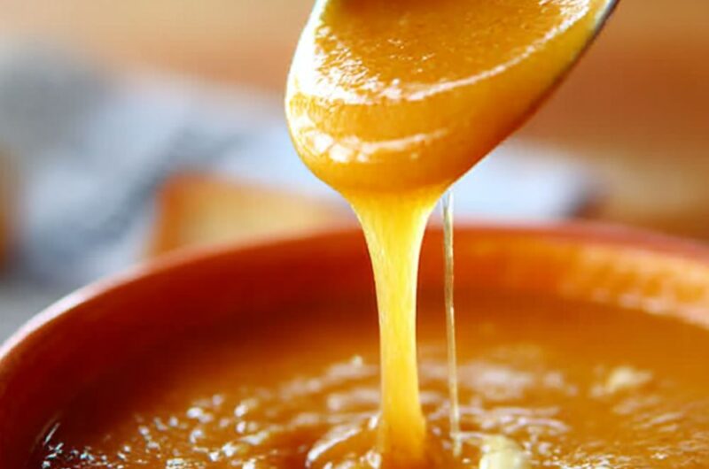 Carrot-Thyme Soup with Cream Recipe