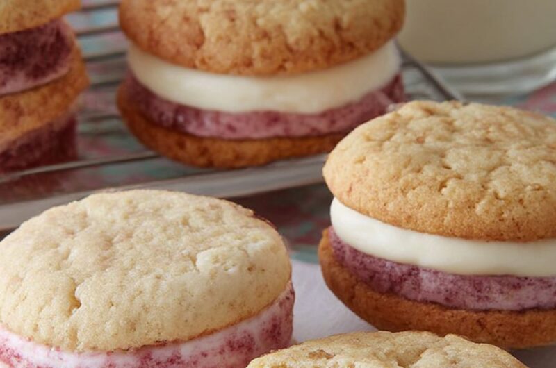Strawberry Shortcake Sandwich Cookies Recipe