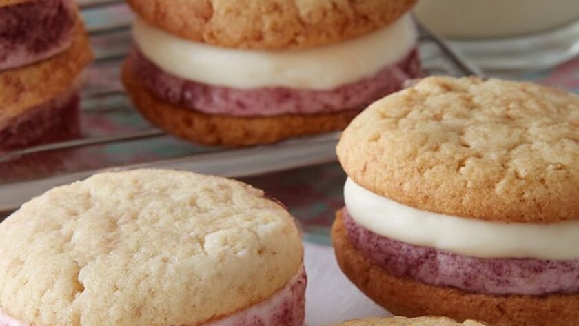 Strawberry Shortcake Sandwich Cookies Recipe