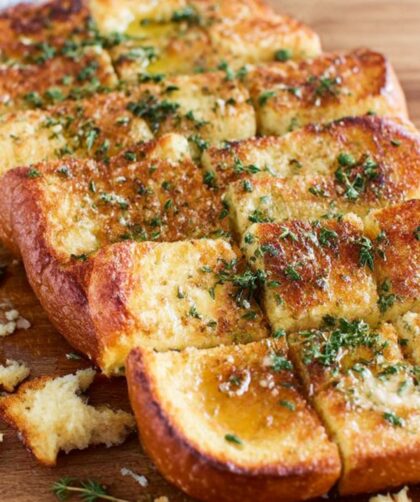 Buttery Thyme Bread Recipe