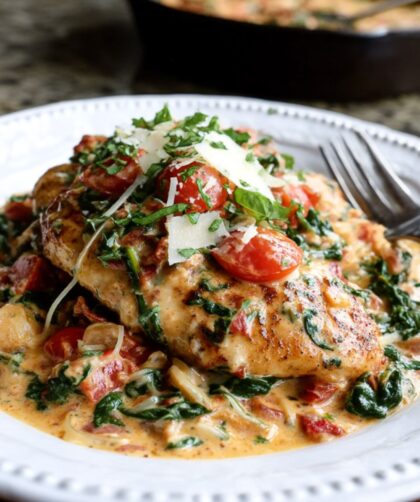 Creamy Spinach and Red Pepper Stuffed Chicken Recipe