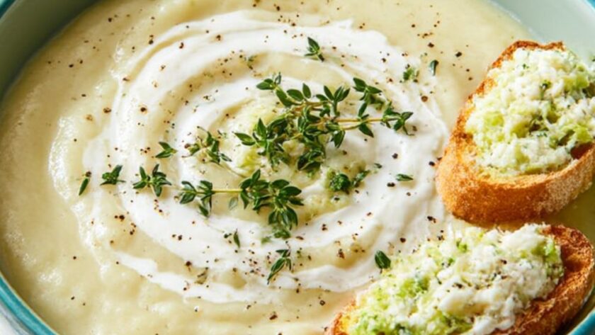 Instant Pot Potato Leek Soup Recipe