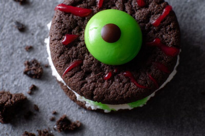 Sandwich Cookie Eyeballs Recipe
