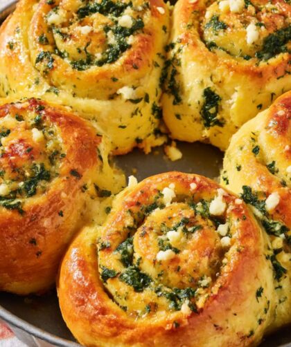 Spinach-Feta Buns Recipe