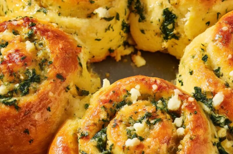 Spinach-Feta Buns Recipe