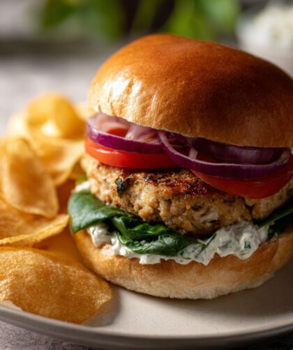 Spinach and Feta Chicken Burgers Recipe